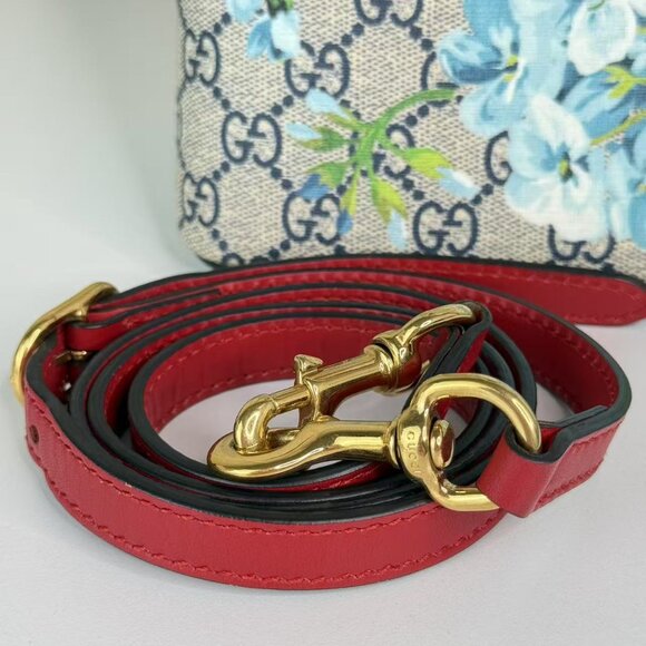Gucci GG Logo Supreme Flower Shoulder Bag with Red Handles & Floral Design - Picture 10 of 11